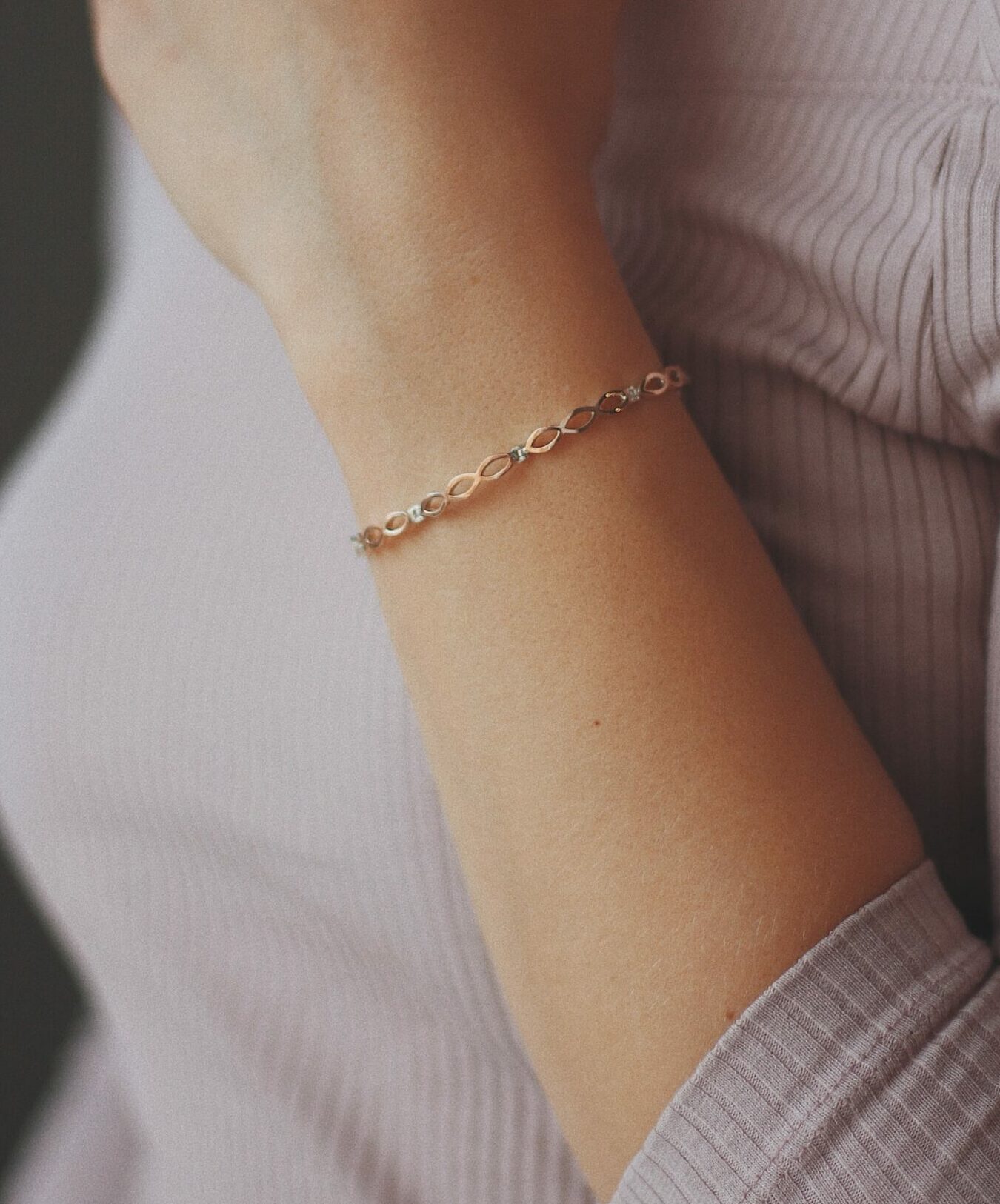 bracciale saldato al polso brescia