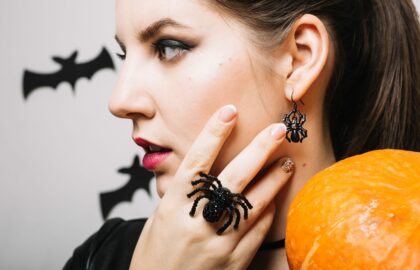 woman-with-bats-pumpkin