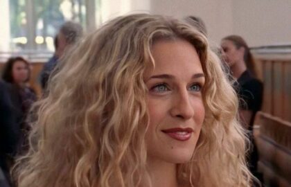 collana con nome CARRIE BRADSHAW