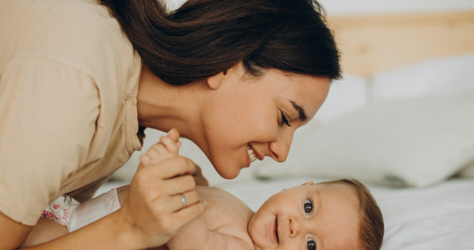 cosa regalare ad una mamma che ha appena partorito
